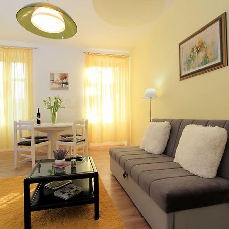 Bivium Apartment โอโทชาส ภายนอก รูปภาพ