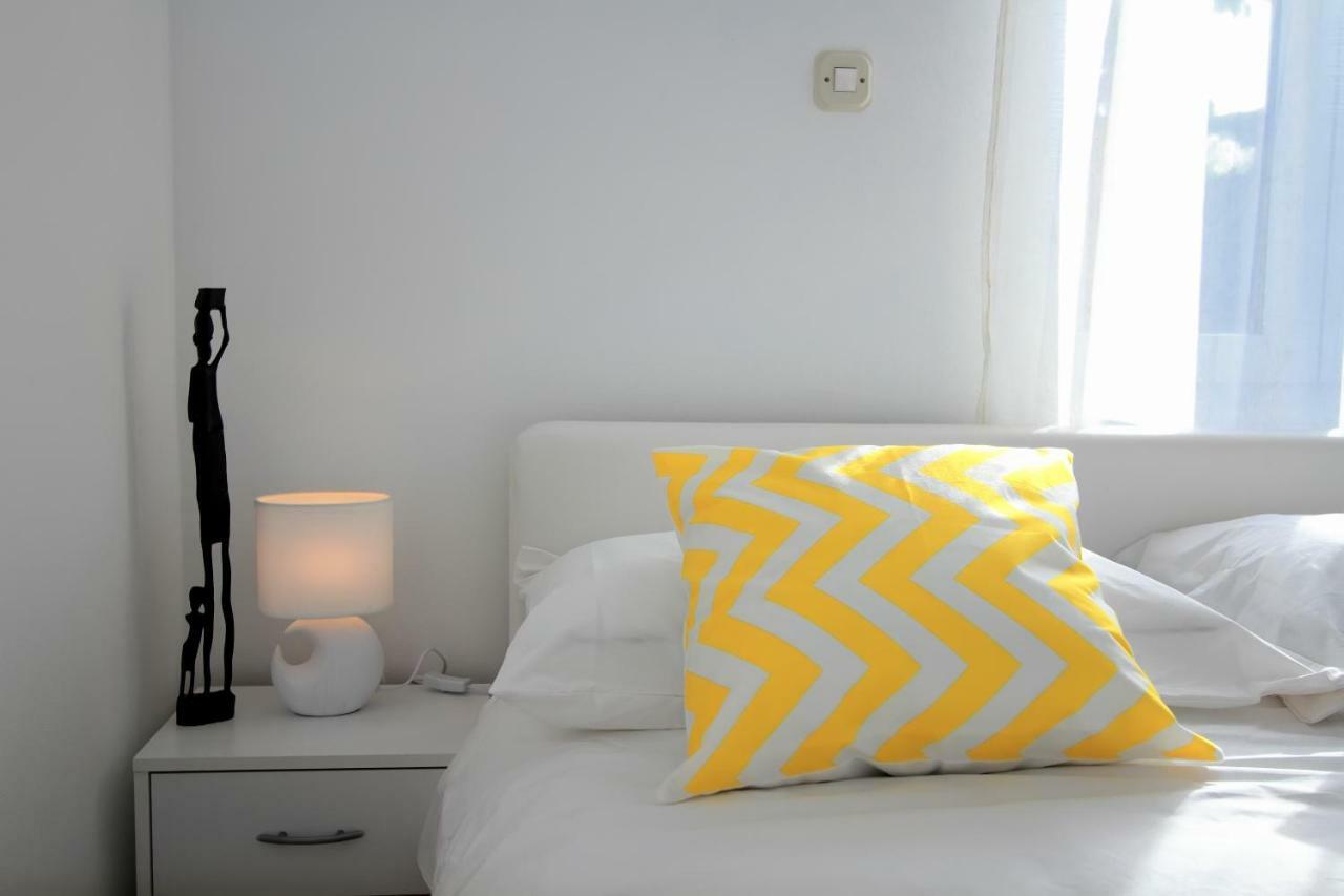Bivium Apartment โอโทชาส ภายนอก รูปภาพ
