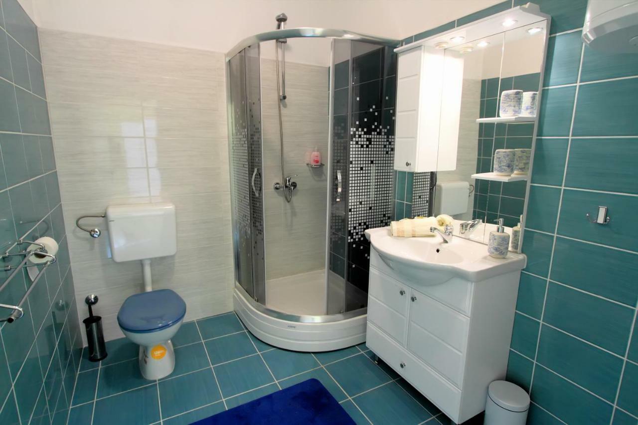 Bivium Apartment โอโทชาส ภายนอก รูปภาพ